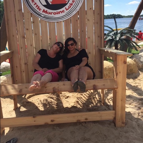 Meet your Posher, Michalea - Picture 4 of 4